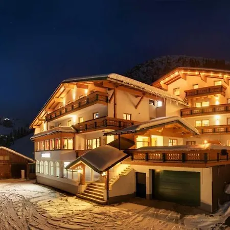 Aparthotel Bergspitz Luxury Warth (Vorarlberg)
